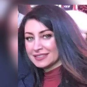 Meet your Posher, Hena